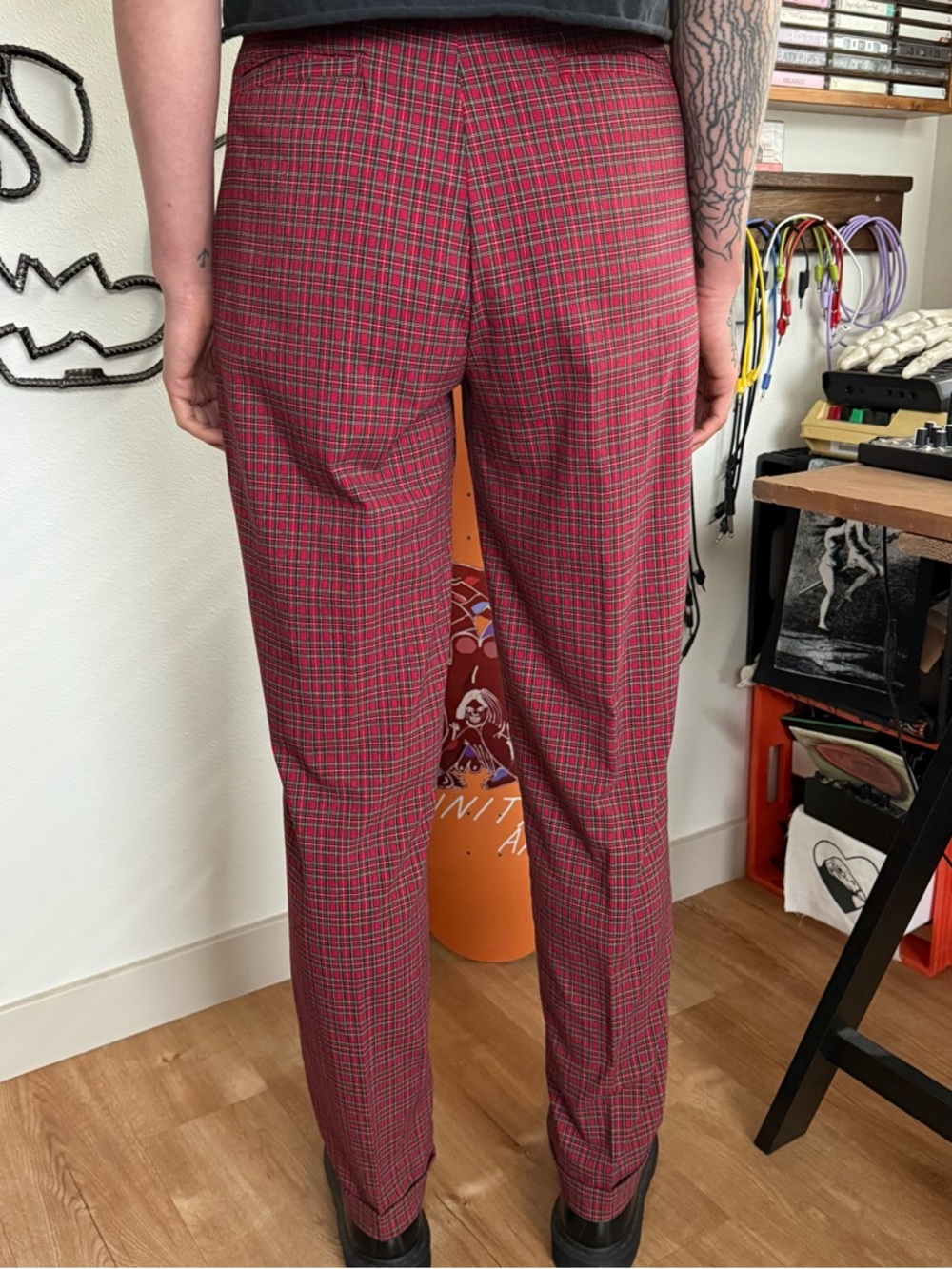💀 SOLD 💀 Vintage 90s Y2K Tommy Hilfiger Plaid Pants ~ Size Medium - Picture 5 of 9